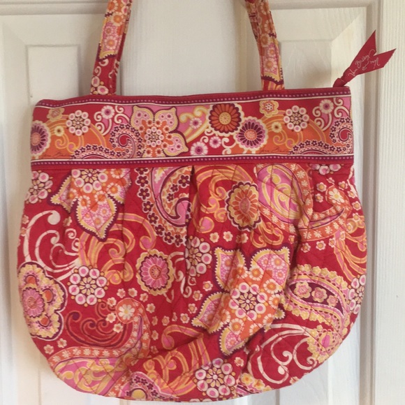 Vera Bradley Large Raspberry Fizz Rtd Shoulder Bag - Picture 3 of 8